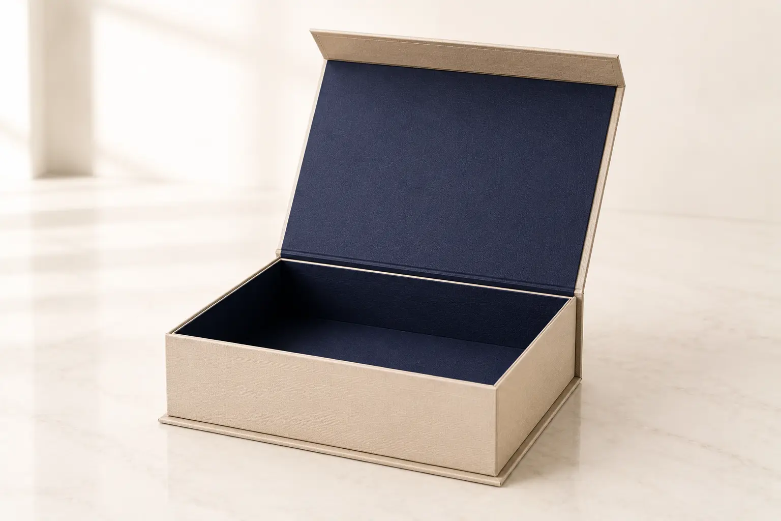 Hinged boxes